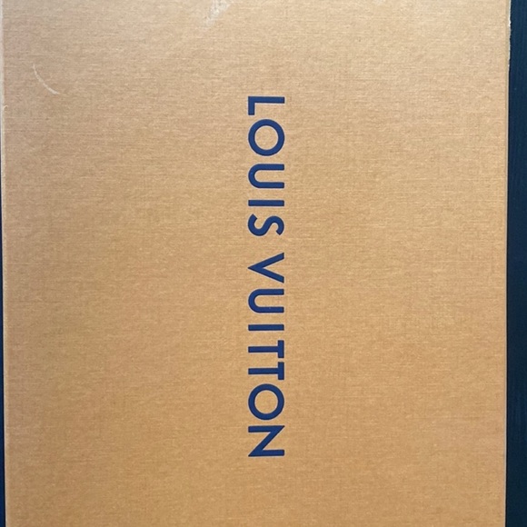 Louis Vuitton waterfront mule slides - Picture 4 of 5